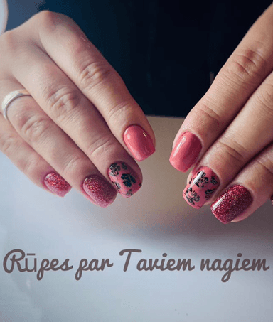 Rūpes par Taviem nagiem