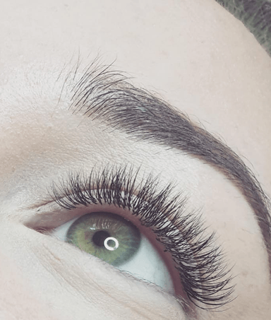 Kosmētiķe Simona Bondare