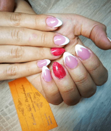 Evelīna Šķēle Bitenbindere