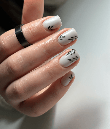 Everita Ramane @evernails_