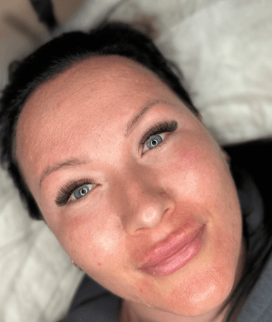 Luīze | Lash Addict Studio