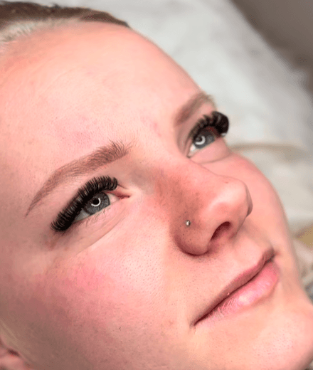 Luīze | Lash Addict Studio